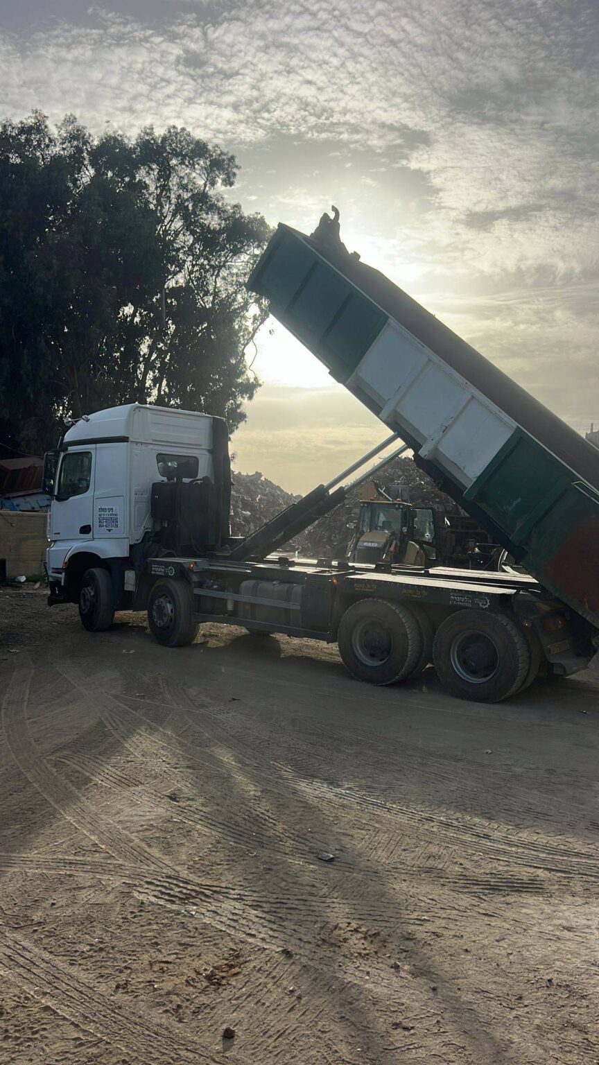 צור קשר עם שילת 18